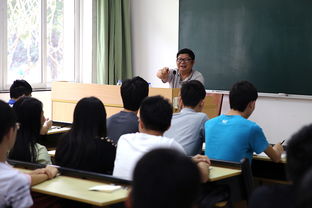 大學(xué)生創(chuàng  )新創(chuàng  )業(yè)與思政教育,大學(xué)生創(chuàng  )新創(chuàng  )業(yè)課程思政,大學(xué)生創(chuàng  )新創(chuàng  )業(yè)思政意義
