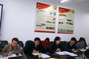 創(chuàng  )新創(chuàng  )業(yè)與思政教育融合,大學(xué)生創(chuàng  )新創(chuàng  )業(yè)與思政教育,課程思政與創(chuàng  )新創(chuàng  )業(yè)教育