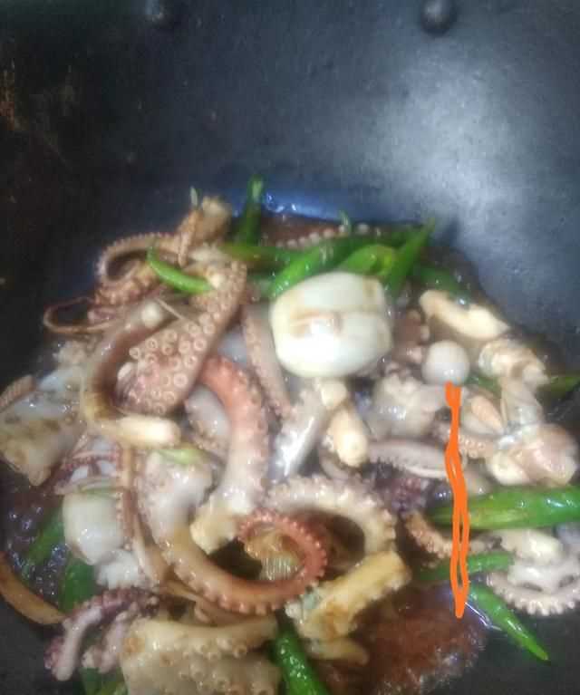 八爪魚(yú)的哪些部位不能吃
，八爪魚(yú)怎么吃好吃？哪里不能吃？圖4