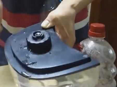 蒸汽掛燙機怎么清洗水垢,掛燙機用久了如何清理水垢的呢視頻圖9