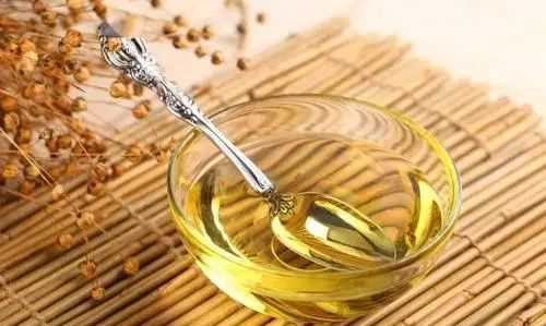 每日攝入油量正常范圍,食用油每天的攝入量不超過多少克鹽不能超過多少克圖4