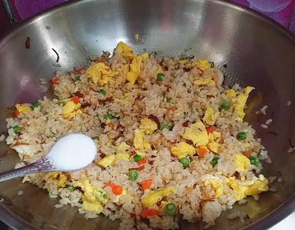 米飯怎么炒好吃,炒米飯怎么炒好吃又簡單圖19