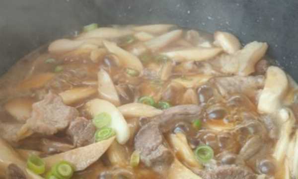 雞腿菇怎么做好吃,杏鮑菇怎么炒好吃又簡單的做法圖6