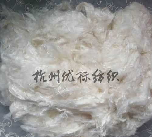 生態(tài)羊絨和羊絨有什么區(qū)別