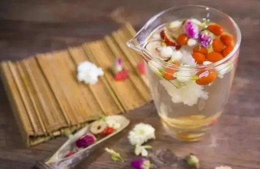玫瑰花茶和什么搭配祛斑美白