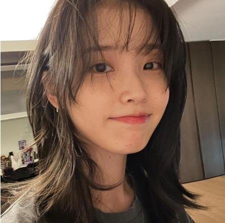 狼尾發(fā)型女