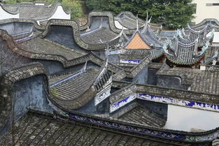 馬鞍墻典故