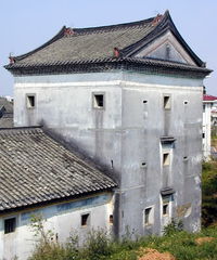 作者用了哪些說(shuō)明方法對客家民居