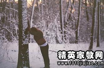 關(guān)于瞄寫(xiě)下雪的優(yōu)美句子和詩(shī)句