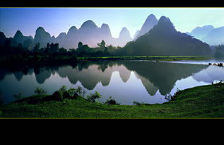 關(guān)于桂林山水的詩(shī)句或諺語(yǔ)