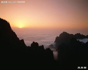 自己創(chuàng  )作關(guān)于國慶的詩(shī)句古詩(shī)