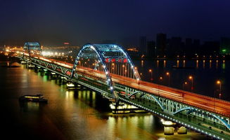 描寫(xiě)錢(qián)塘江大橋的古詩(shī)句,錢(qián)塘江大橋的古詩(shī)名句,贊嘆錢(qián)塘江大橋的古詩(shī)