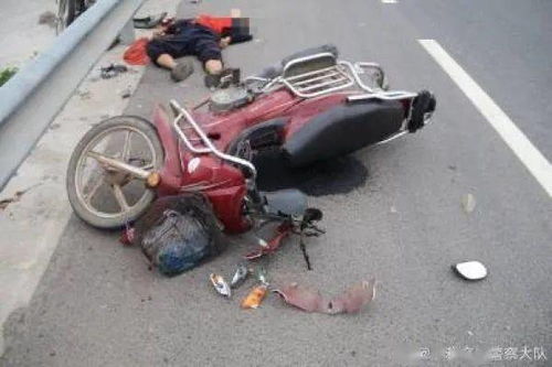 摩托車(chē)自駕游注意事項