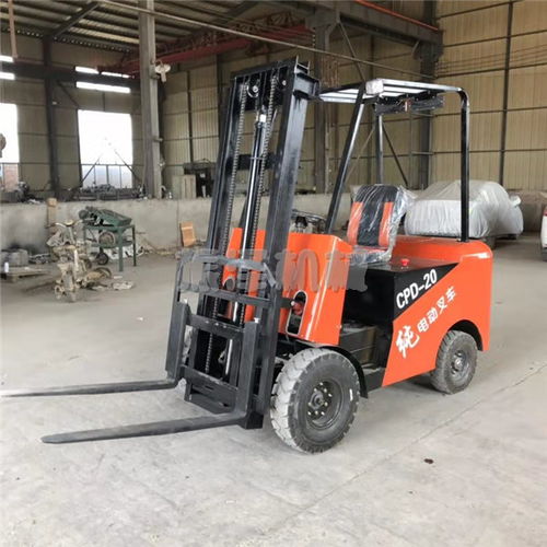 電動(dòng)叉車(chē)使用注意事項