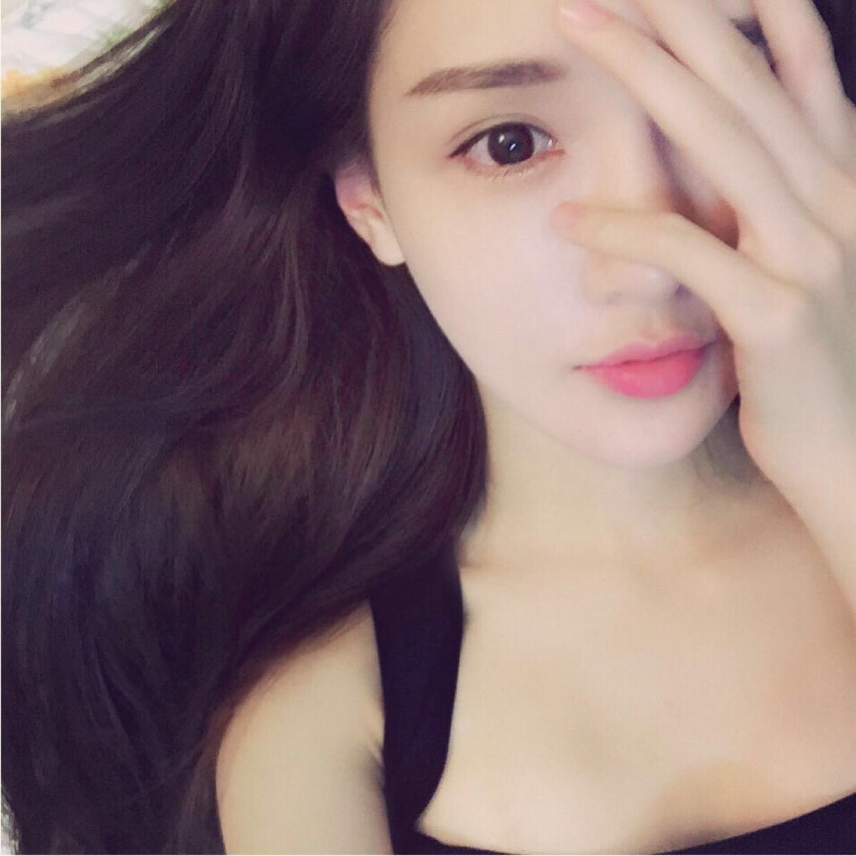 點(diǎn)贊最多的晚安說(shuō)說(shuō)  笑與淚編織的才是人生