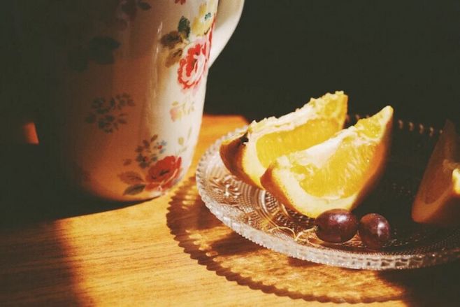 微笑，有時(shí)候是一種沒(méi)有說(shuō)出口的傷