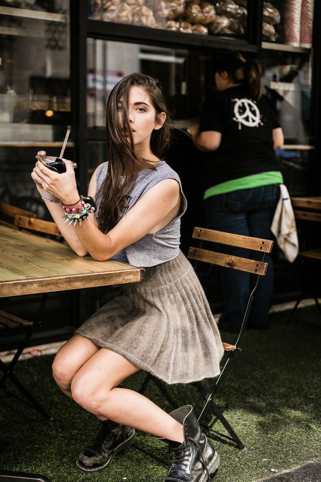 沒有了當初那種毫無顧慮的勇氣，才變成現(xiàn)在所謂成熟穩(wěn)重