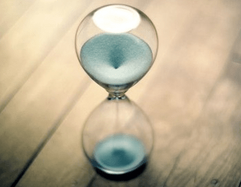 郁悶傷感說說26條 記起一句就挨一個(gè)耳光